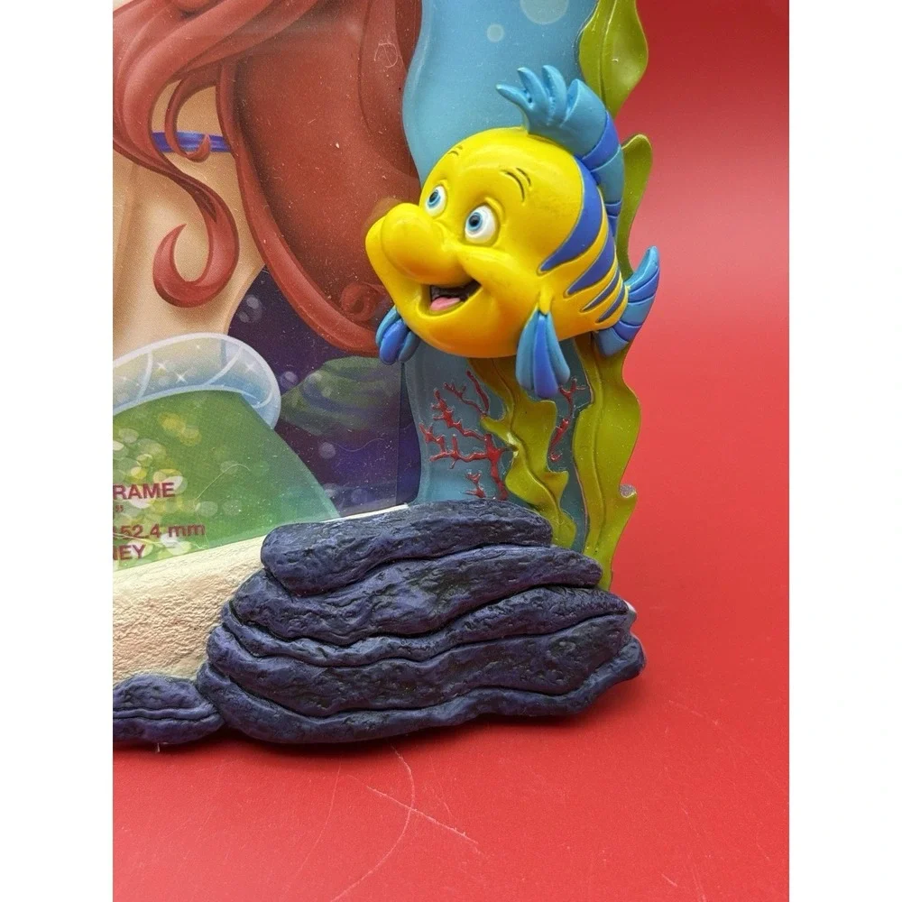 Vintage Disney Little Mermaid Ariel Resin 3-D 4